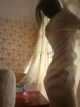 luy-xinh02 online show from 21, 9, 2025