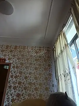 luy-xinh02 online show from 7, 10, 2025