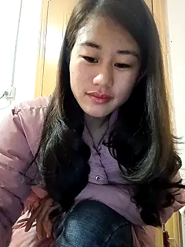 luy-xinh02 online show from 22, 12, 2025