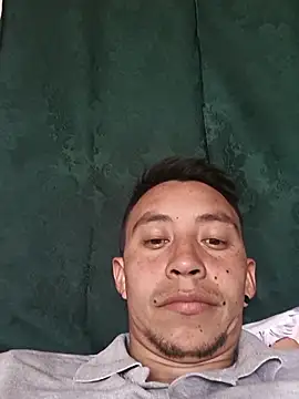 Snapshot of eslabon19 chatting on 16, 12, 2025 eslabon19 online show from 16, 12, 2025