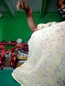 Snapshot of Suman_ji1 chatting on 9, 10, 2025 Suman ji1 online show from 9, 10, 2025