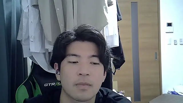 Snapshot of aokunvvv chatting on 30, 9, 2025 aokunvvv online show from 30, 9, 2025
