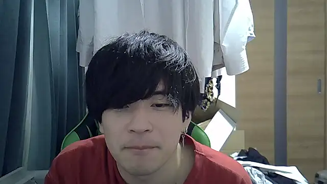 Snapshot of aokunvvv chatting on 12, 10, 2025 aokunvvv online show from 12, 10, 2025