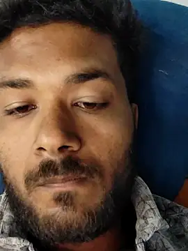 Snapshot of devil_khilesh chatting on 16, 12, 2025 devil khilesh online show from 16, 12, 2025