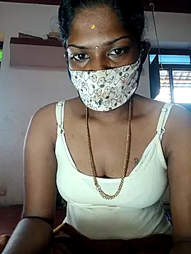 Snapshot of Tamil_Kavitha chatting on 16, 11, 2025 Tamil Kavitha online show from 16, 11, 2025