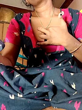 Snapshot of Tamil_Kavitha chatting on 4, 3, 2026 Tamil Kavitha online show from 4, 3, 2026