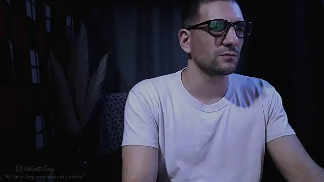 Snapshot of ObeyLust chatting on 13, 10, 2025 ObeyLust online show from 13, 10, 2025