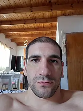 Snapshot of ObeyLust chatting on 28, 10, 2025 ObeyLust online show from 28, 10, 2025