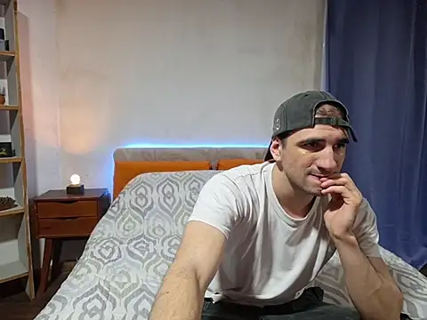 Snapshot of ObeyLust chatting on 12, 11, 2025 ObeyLust online show from 12, 11, 2025