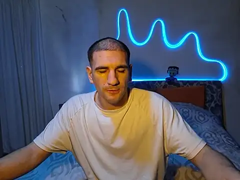 Snapshot of ObeyLust chatting on 17, 11, 2025 ObeyLust online show from 17, 11, 2025