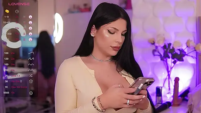 PlayfulAvalyn online show from 9, 10, 2025