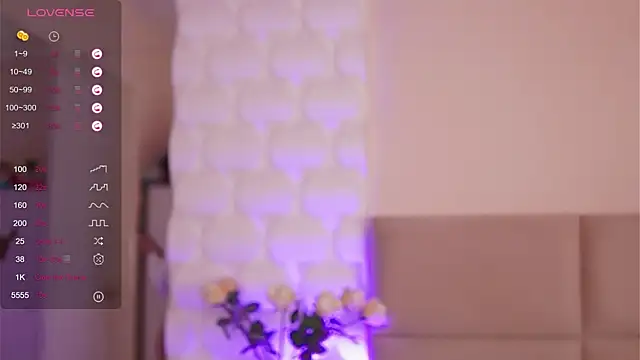 PlayfulAvalyn online show from 10, 10, 2025