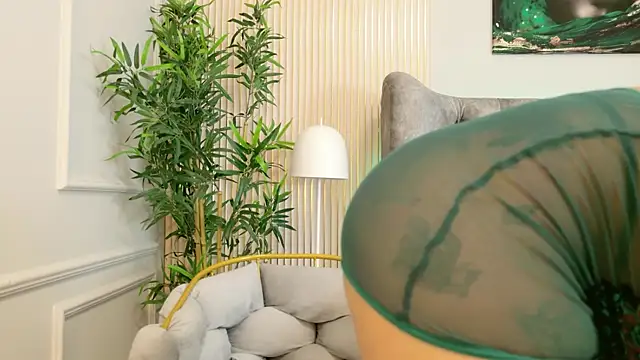 Snapshot of MeganXDesire chatting on 19, 10, 2025 MeganXDesire online show from 19, 10, 2025