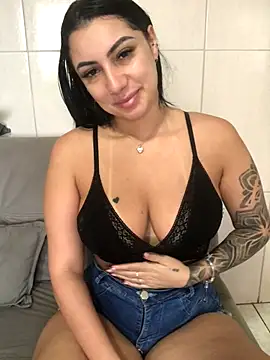 Snapshot of Andreininha chatting on 27, 10, 2025 Andreininha online show from 27, 10, 2025