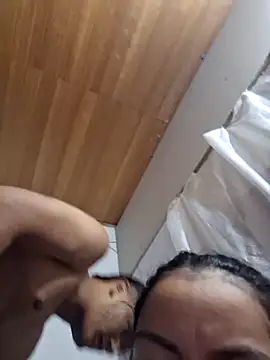 Chloe y Dante online show from 3, 12, 2025