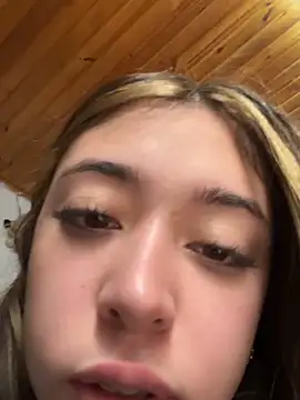 kimmy vegga2 online show from 6, 11, 2025