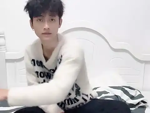 yangyang-2563 online show from 17, 9, 2025