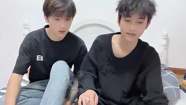 yangyang-2563 online show from 1, 10, 2025