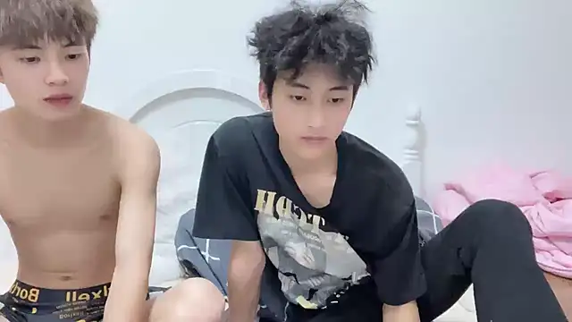 yangyang-2563 online show from 4, 10, 2025
