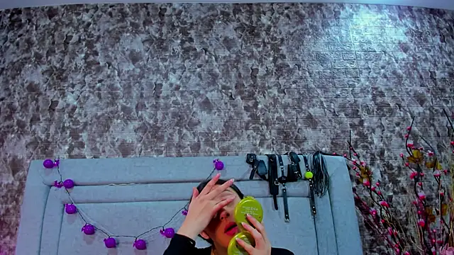 Snapshot of KatyVelvet chatting on 9, 10, 2025 KatyVelvet online show from 9, 10, 2025