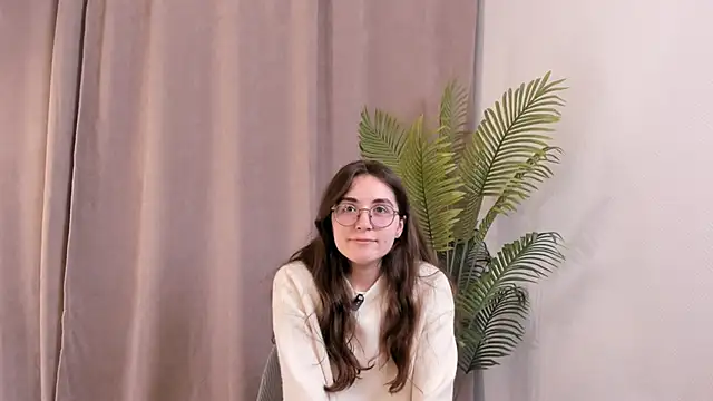 CareyHajdas online show from 18, 9, 2025