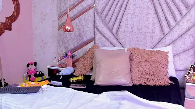 NatashaLimaa online show from 26, 10, 2025