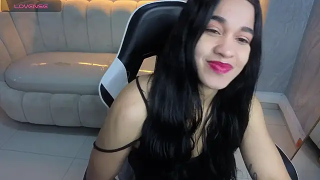 Maia Tx online show from 28, 10, 2025