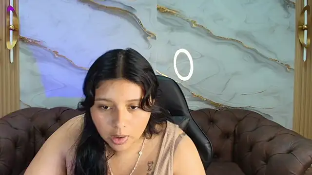 mia hot tf online show from 15, 9, 2025