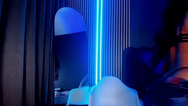 Snapshot of Keila_Fg chatting on 21, 10, 2025 Keila Fg online show from 21, 10, 2025