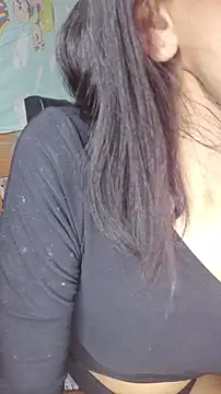 Lhia  online show from 19, 11, 2025