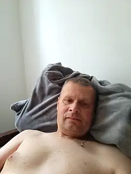 Snapshot of tygros11 chatting on 7, 10, 2025 tygros11 online show from 7, 10, 2025