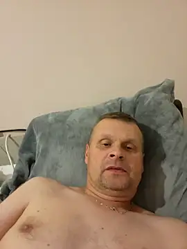 Snapshot of tygros11 chatting on 17, 11, 2025 tygros11 online show from 17, 11, 2025