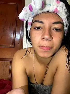 Snapshot of Lesly777_ chatting on 26, 9, 2025 Lesly777 online show from 26, 9, 2025