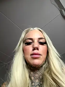 Snapshot of paulinaalatalo chatting on 16, 9, 2025 paulinaalatalo online show from 16, 9, 2025