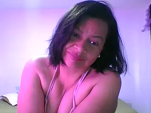 adri89-g online show from 12, 9, 2025