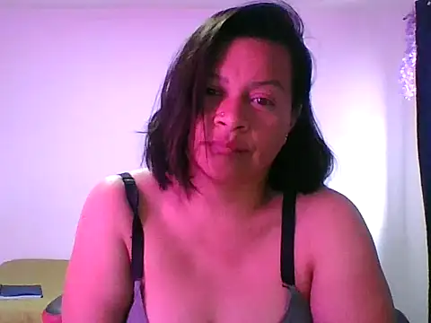 adri89-g online show from 26, 9, 2025