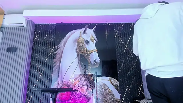 Iam Steven online show from 19, 11, 2025