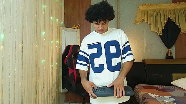 Snapshot of fire_drako_ chatting on 9, 3, 2026 fire drako online show from 9, 3, 2026