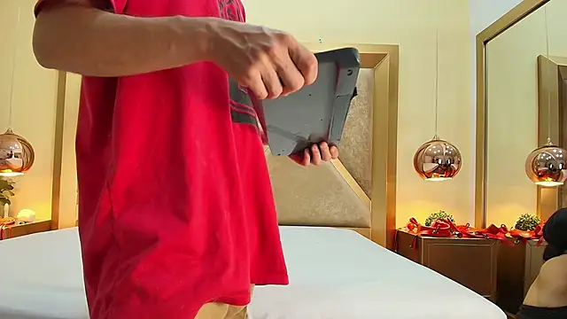 EthanCollen online show from 30, 9, 2025