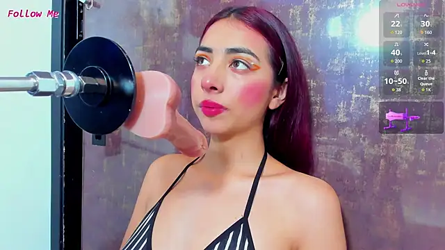 Snapshot of cherry_skinny_ chatting on 8, 11, 2025 cherry skinny online show from 8, 11, 2025