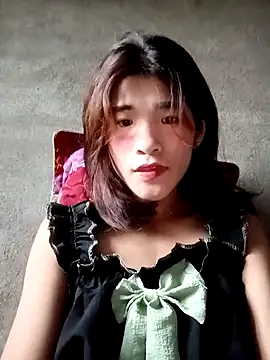 Snapshot of Mina-pusy chatting on 2, 11, 2025 Mina-pusy online show from 2, 11, 2025