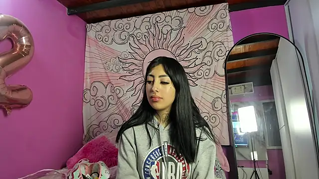 Missmoonstar online show from 17, 9, 2025