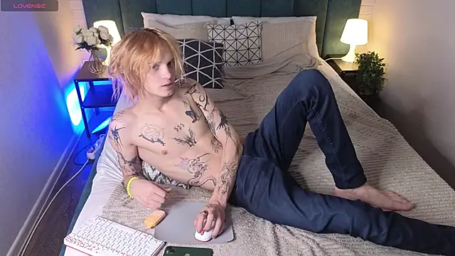 ArchiehalI online show from 2, 10, 2025