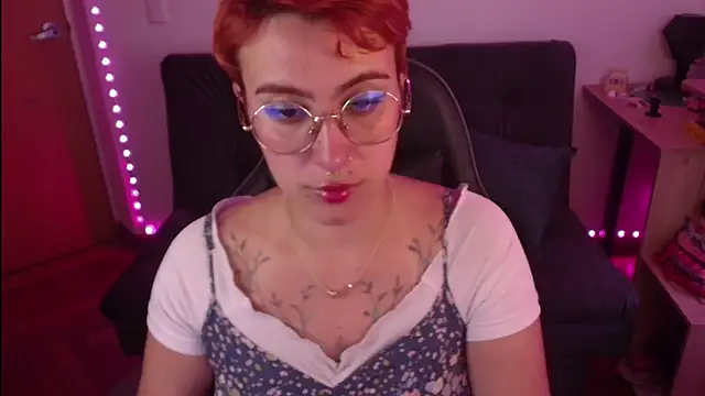 Miacatsito3 online show from 21, 10, 2025