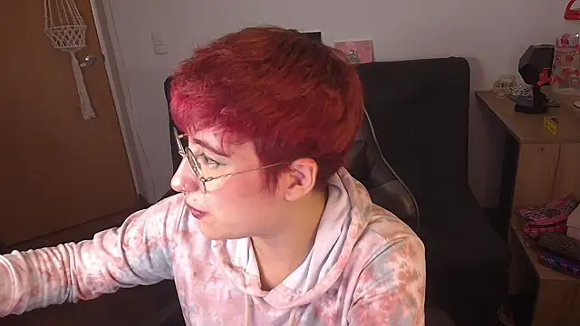 Miacatsito3 online show from 7, 11, 2025