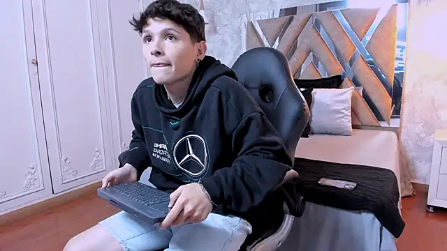 kraven lust online show from 18, 10, 2025