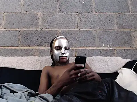 Romeo Favent online show from 25, 9, 2025