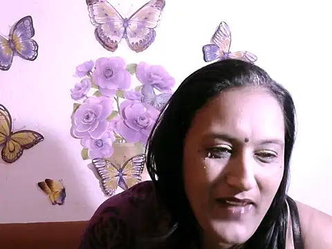 Snapshot of Indiansexyboobs18 chatting on 18, 9, 2025 Indiansexyboobs18 online show from 18, 9, 2025