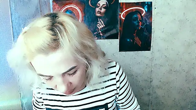 EmmaCat  online show from 1, 11, 2025