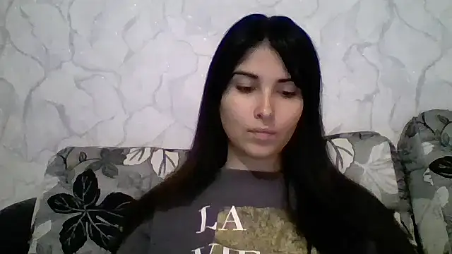Marina Edwards online show from 3, 10, 2025